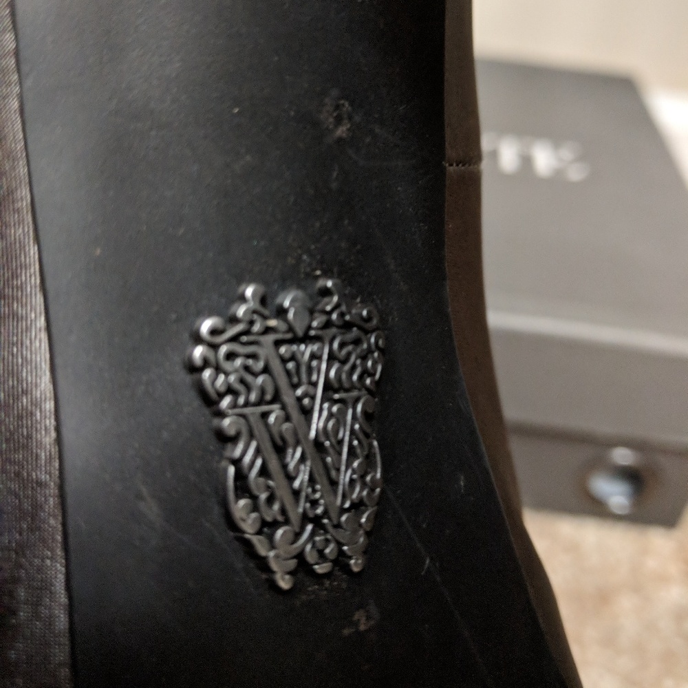 Heels - Picture 4 of 5